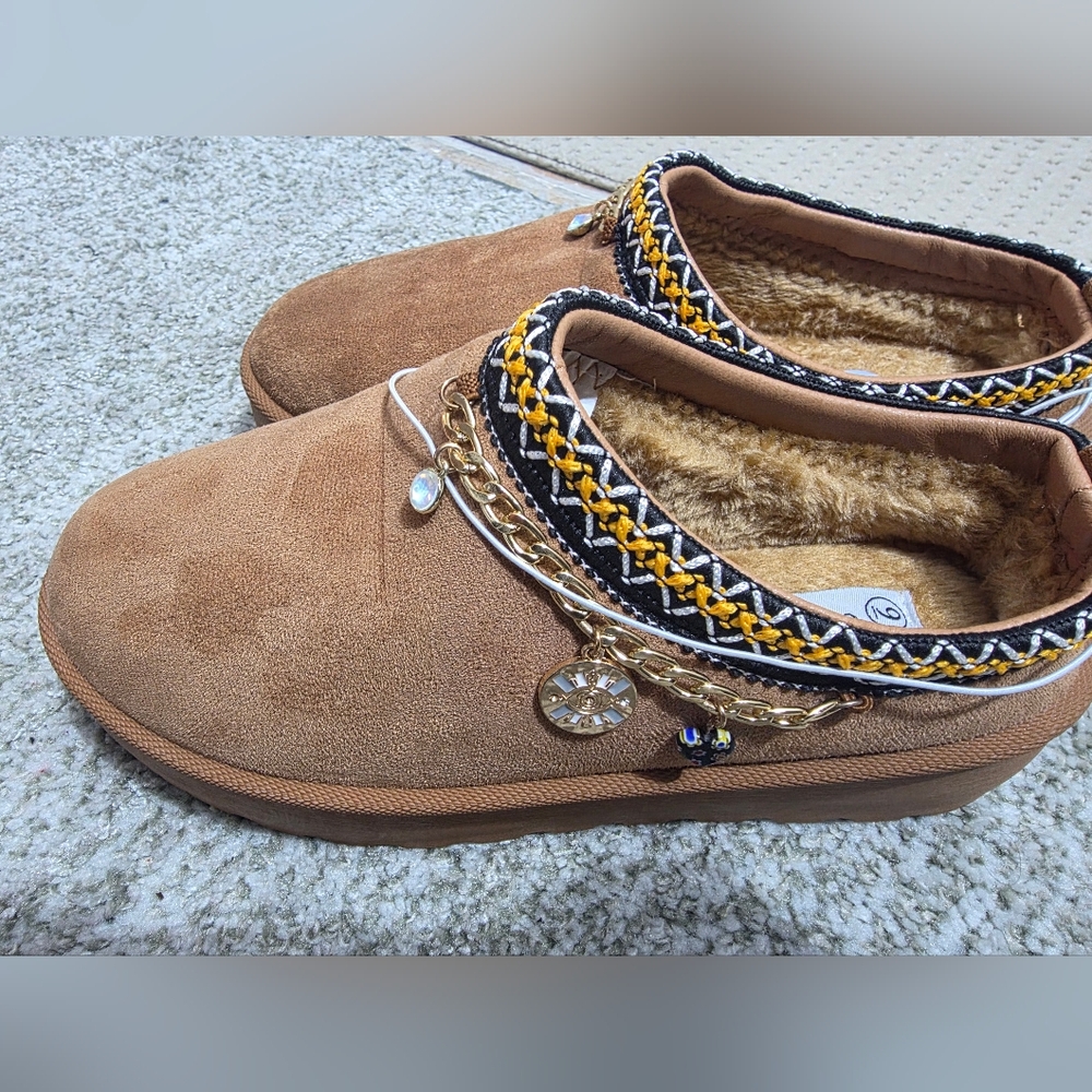 Brown Suede Women's Shoes with Chain Detail